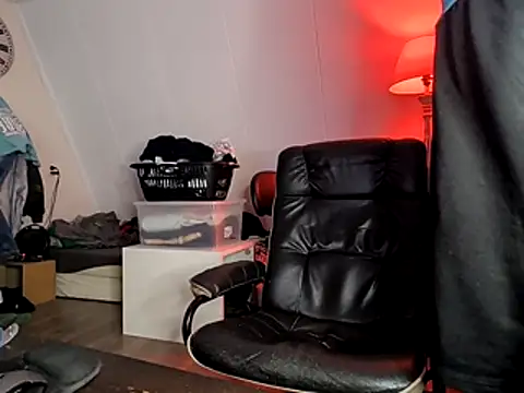 Kinky Play1 online show from 11, 3, 2026