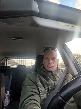 Kinky Play1 online show from 4, 4, 2026