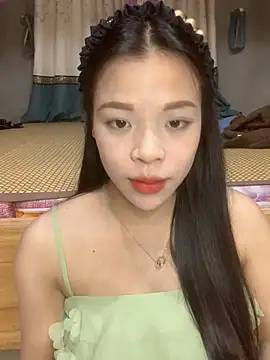 Snapshot of Duck_dona chatting on 23, 10, 2025 Duck dona online show from 23, 10, 2025