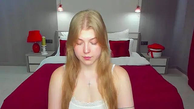 Stella Light online show from 13, 7, 2026