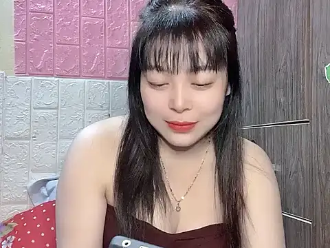 Butterfly kee online show from 14, 12, 2025