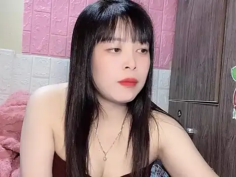 Butterfly kee online show from 24, 11, 2025