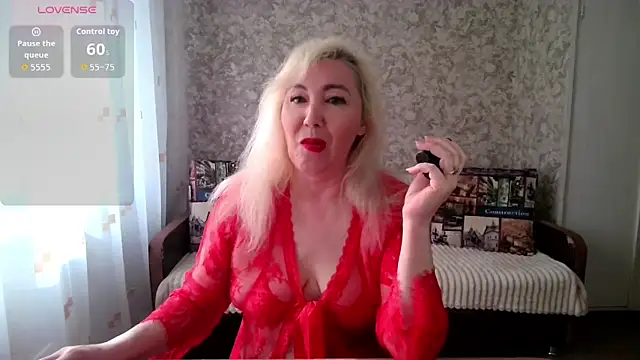 LadyKriss online show from 6, 4, 2026