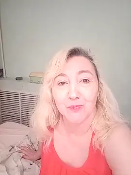 Snapshot of LadyKriss chatting on 21, 2, 2026 LadyKriss online show from 21, 2, 2026