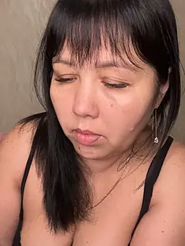 Love  Mom online show from 24, 11, 2025