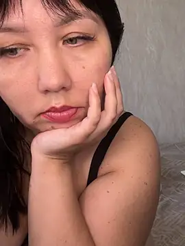 Love  Mom online show from 21, 10, 2025