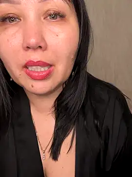 Love  Mom online show from 14, 11, 2025