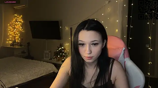 ella simons online show from 13, 1, 2026