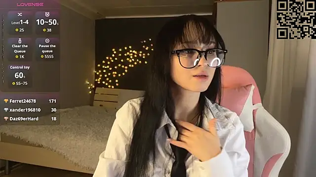 ella simons online show from 23, 3, 2026