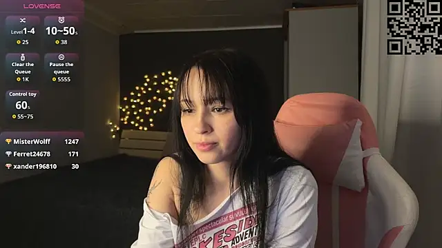 ella simons online show from 25, 3, 2026