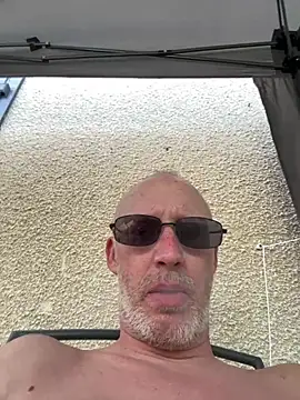 Snapshot of Cedric7653 chatting on 25, 6, 2026 Cedric7653 online show from 25, 6, 2026