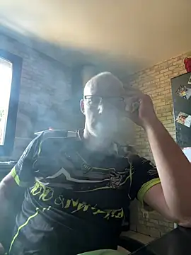 Snapshot of Cedric7653 chatting on 1, 6, 2026 Cedric7653 online show from 1, 6, 2026