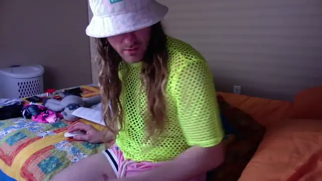 LSDsexslave online show from 30, 5, 2026