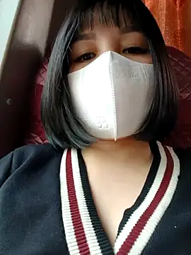 Mina-02 online show from 5, 11, 2025