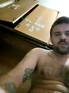 Camionista121998 online show from 11, 11, 2025