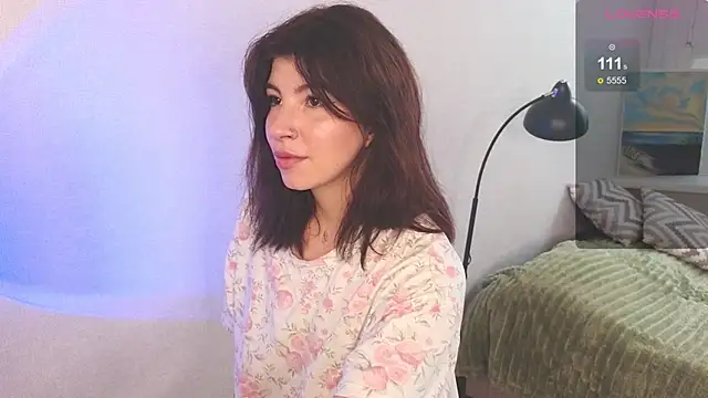 KiraBlushy online show from 15, 11, 2025