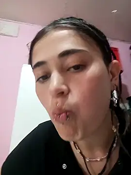 KittenMiss  online show from 19, 11, 2025