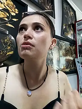 KittenMiss  online show from 9, 11, 2025