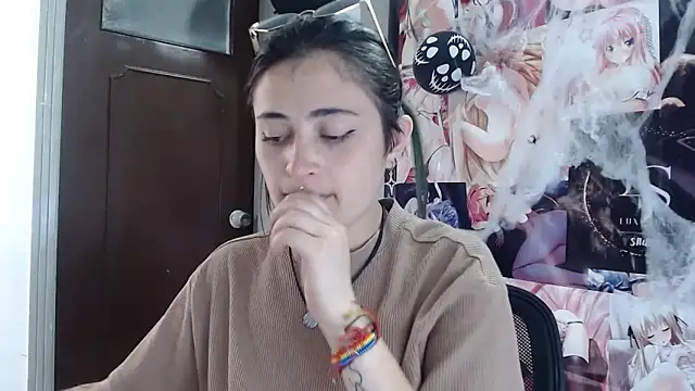 KittenMiss  online show from 3, 11, 2025