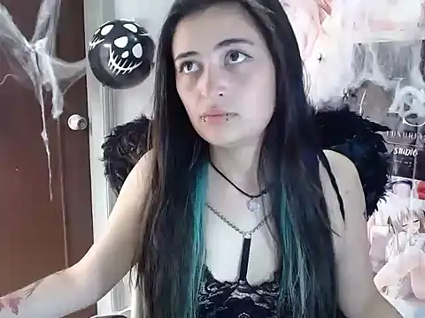 KittenMiss  online show from 30, 10, 2025