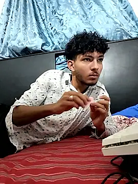 LyliaWood online show from 9, 1, 2026