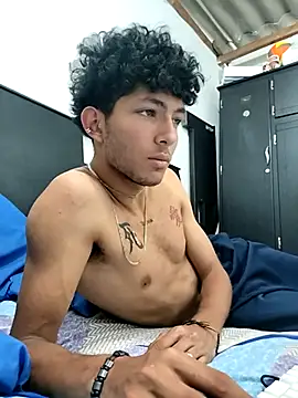 LyliaWood online show from 25, 10, 2025