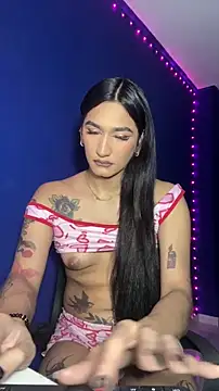 Snapshot of NikitaDragunXXX chatting on 10, 5, 2026 NikitaDragunXXX online show from 10, 5, 2026