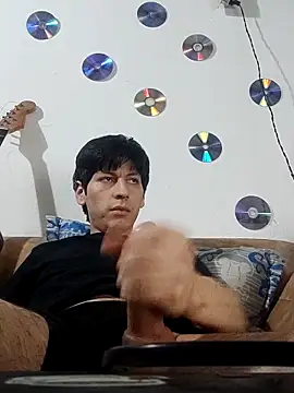 Carriata larry online show from 5, 2, 2026