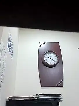 Carriata larry online show from 24, 10, 2025