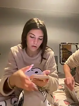 Snapshot of Brunnettebabe007 chatting on 8, 11, 2025 Brunnettebabe007 online show from 8, 11, 2025