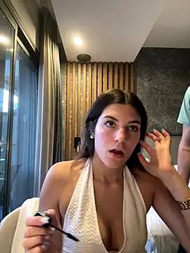 Snapshot of Brunnettebabe007 chatting on 20, 11, 2025 Brunnettebabe007 online show from 20, 11, 2025