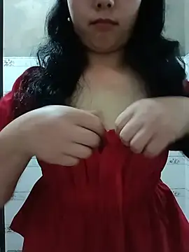 Snapshot of lisa-bae00 chatting on 4, 6, 2026 lisa-bae00 online show from 4, 6, 2026
