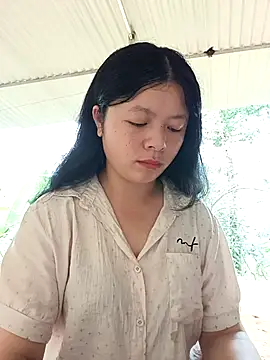 Snapshot of lisa-bae00 chatting on 15, 7, 2026 lisa-bae00 online show from 15, 7, 2026