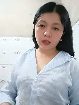 lisa-bae00 online show from 17, 5, 2026
