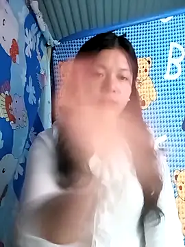 lisa-bae00 online show from 16, 4, 2026