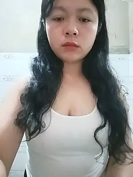 Snapshot of lisa-bae00 chatting on 8, 7, 2026 lisa-bae00 online show from 8, 7, 2026