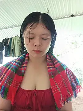 lisa-bae00 online show from 13, 5, 2026