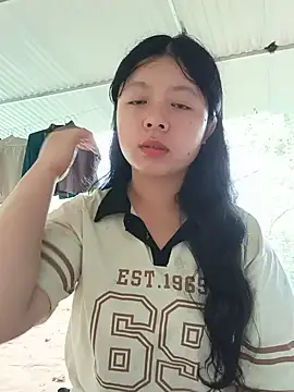 Snapshot of lisa-bae00 chatting on 13, 7, 2026 lisa-bae00 online show from 13, 7, 2026