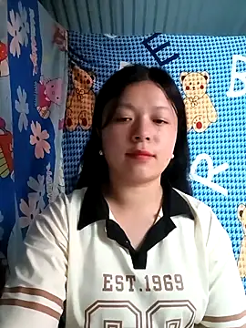 lisa-bae00 online show from 22, 4, 2026
