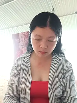 lisa-bae00 online show from 18, 4, 2026