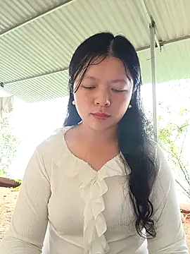 lisa-bae00 online show from 24, 4, 2026