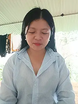 lisa-bae00 online show from 17, 5, 2026