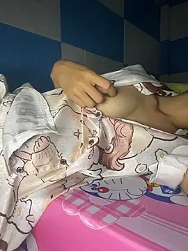 Candy 111 online show from 24, 10, 2025