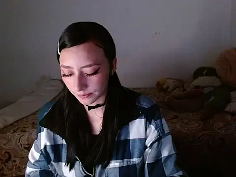 fresita streamer online show from 2, 12, 2025