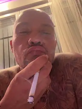 Snapshot of gitanoMad chatting on 16, 11, 2025 gitanoMad online show from 16, 11, 2025