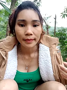 Bear bear0 online show from 2, 11, 2025