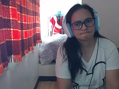 Kinkybela2025 online show from 21, 5, 2026