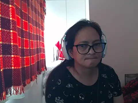 Kinkybela2025 online show from 16, 5, 2026