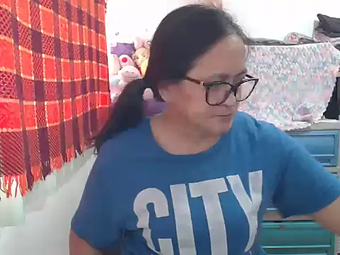 Kinkybela2025 online show from 13, 1, 2026