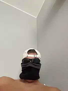 iCum uCum online show from 13, 11, 2025